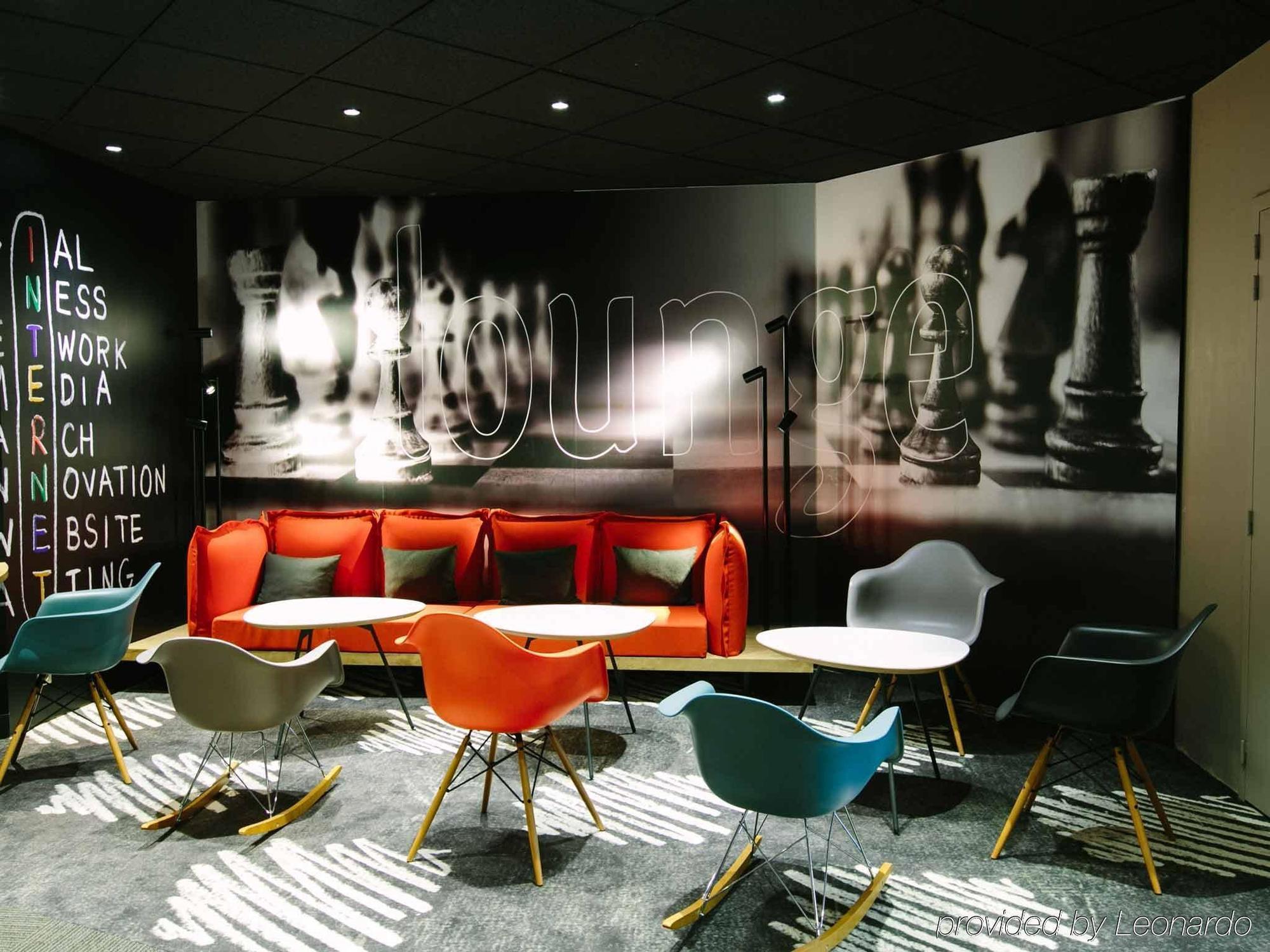 Ibis Alencon Hotel Bagian luar foto